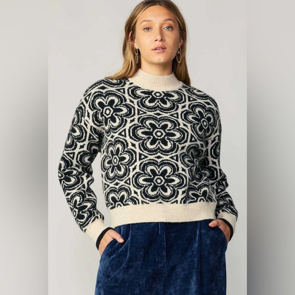 Current Air / Jacquard Mock Neck Sweater / Size M